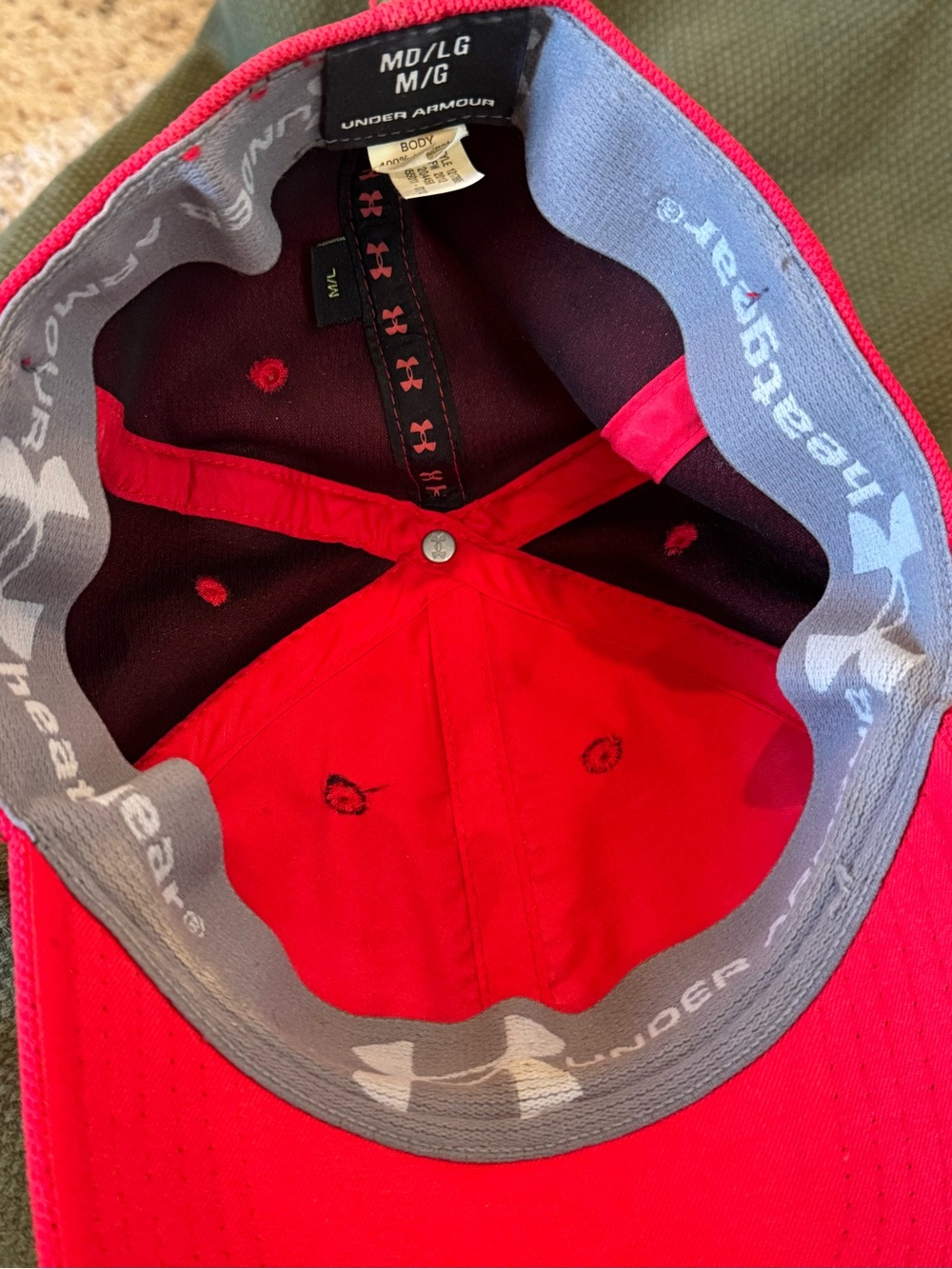 Under Armour Red Performance Cap - Picture 4 of 4